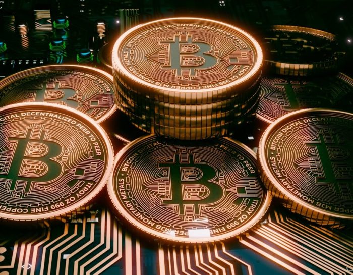 Bitcoin пробил исторический максимум: что дальше с ценой в 2025